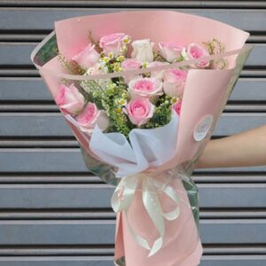 Bó hoa hồng trắng mix